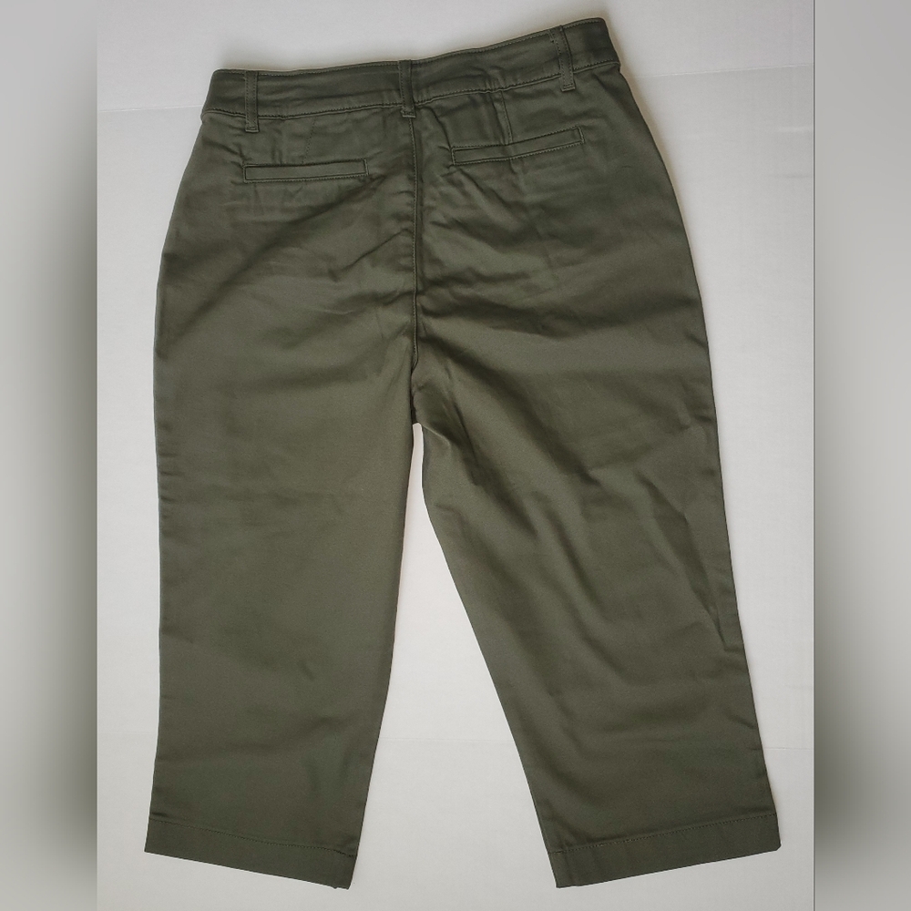 St. John's Bay Womens Secretly Slender Mid-Rise Capri Pants Sz 4 Oregano - Picture 5 of 5